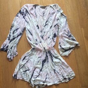 NWT Tie dye romper sz small